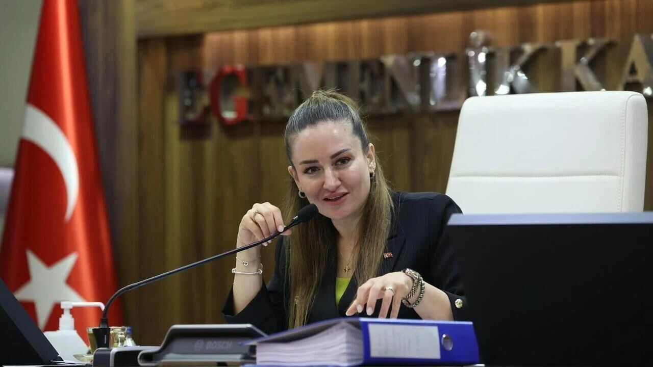 HER ŞEY BU KENTİN İNSANLARI İÇİN